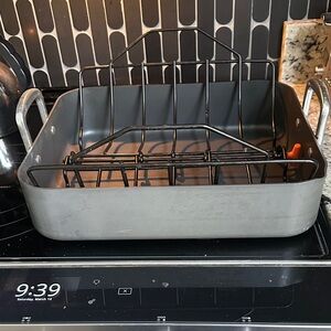 Kirkland Signature Gray Roasting Pan with Black Rack